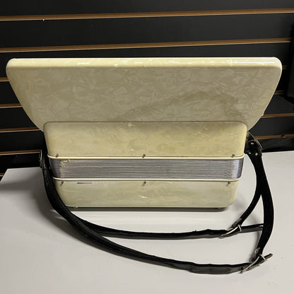 Regent Piano Accordion White