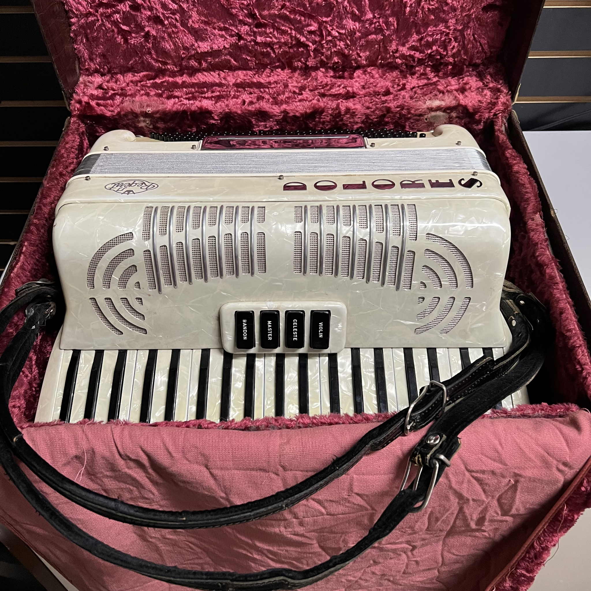 Regent Piano Accordion White