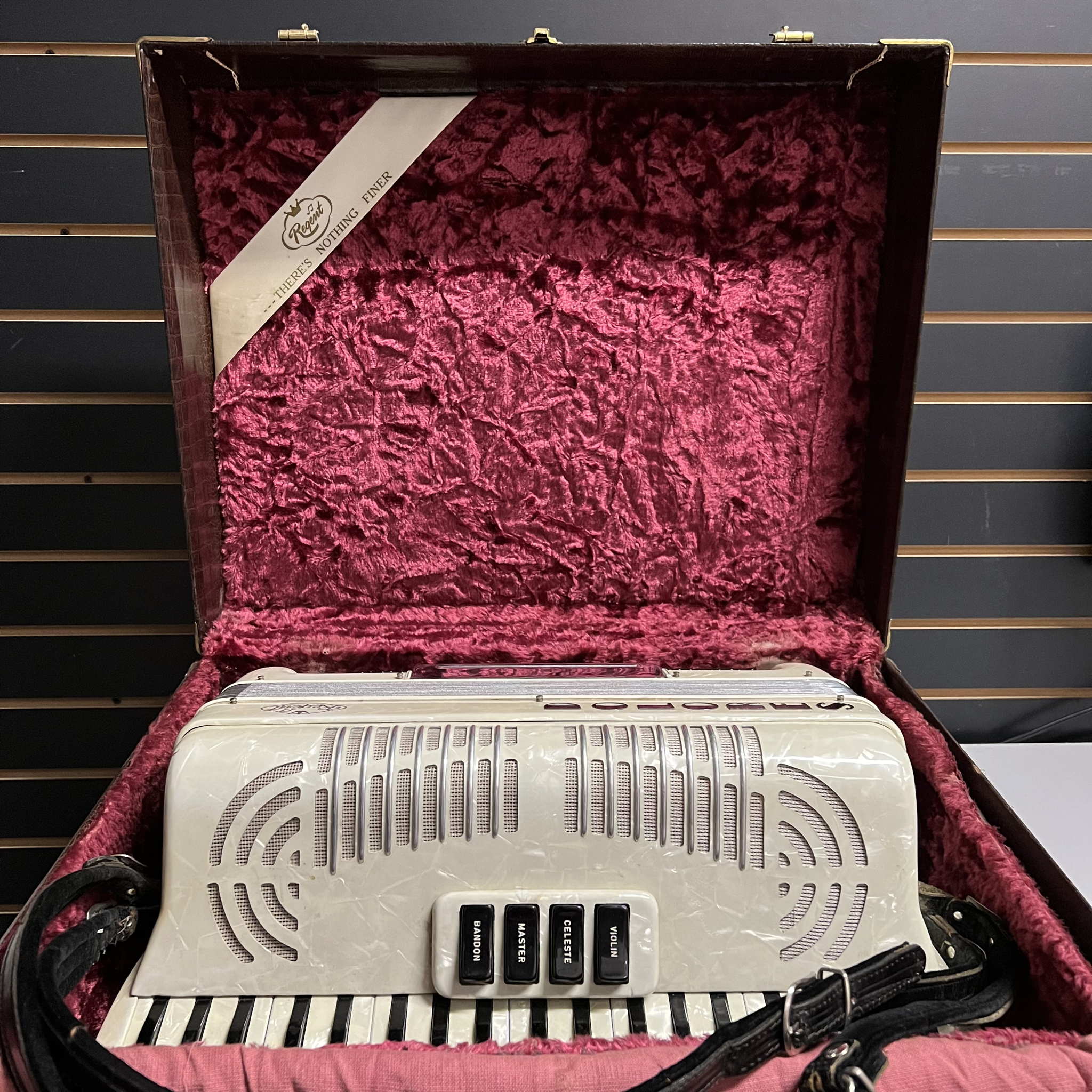 Regent Piano Accordion White