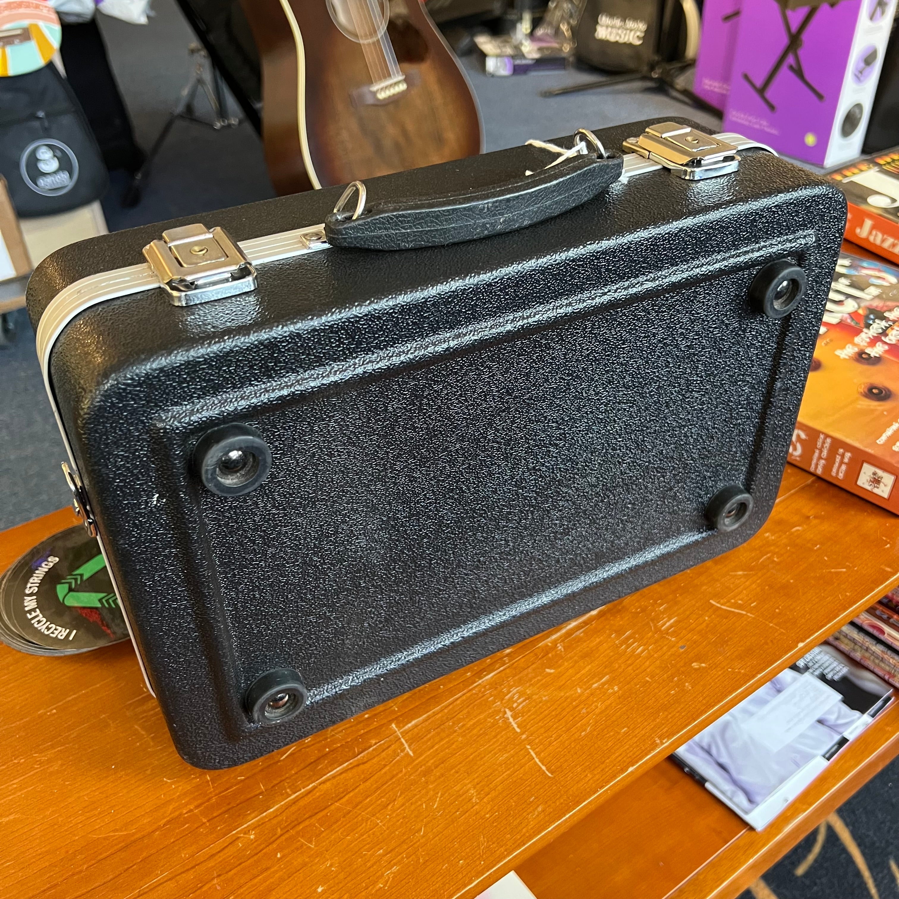 Replacement Clarinet Case Plastic (used)