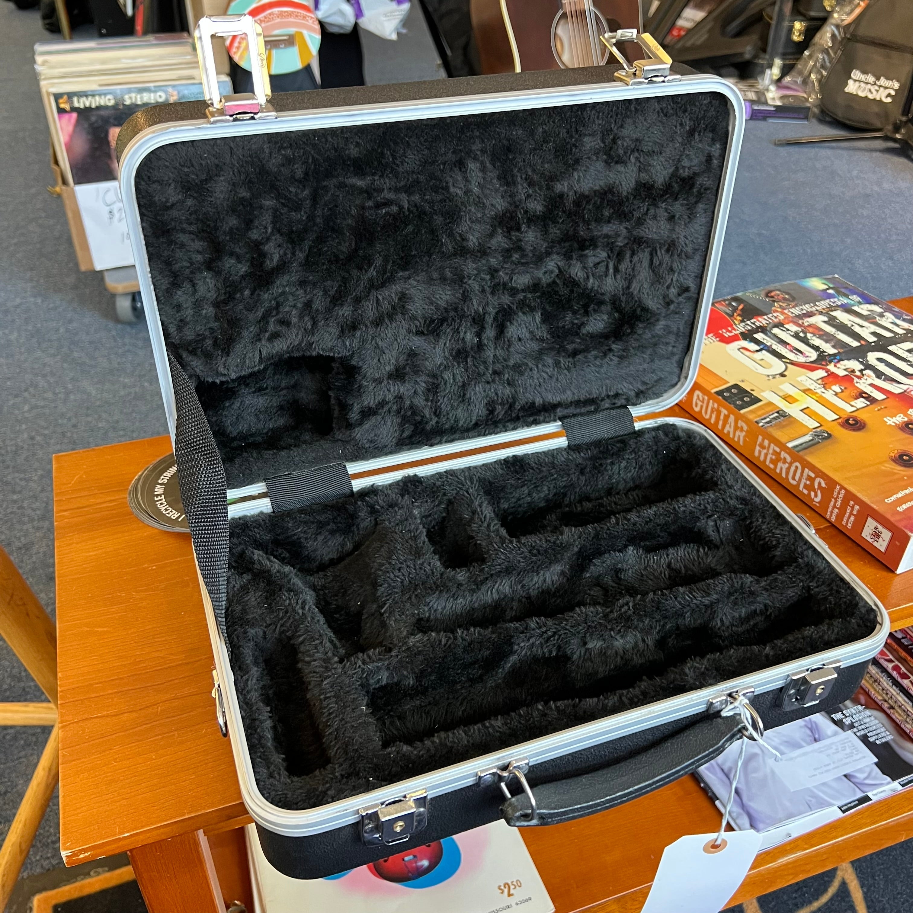 Replacement Clarinet Case Plastic (used)