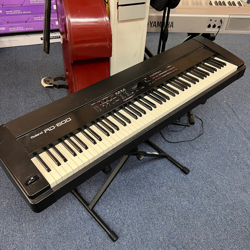 Roland RD-600 Portable Digital Piano Keyboard Vintage 90s Used