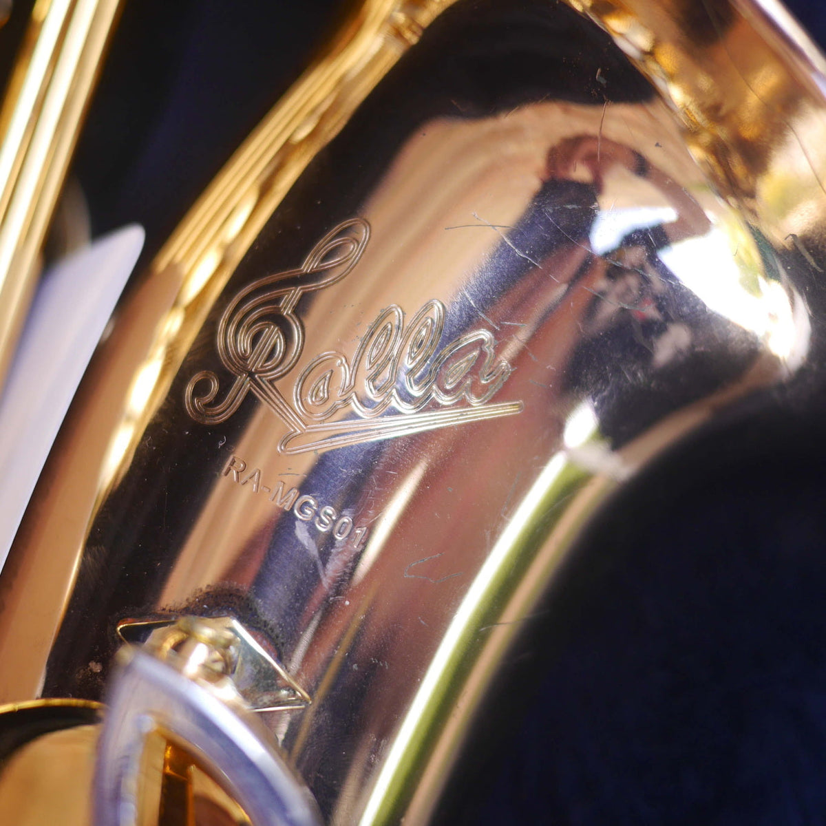 Rolla RA-MGS01 Alto Saxophone w/Selmer S80 C* mouthpiece contoured case