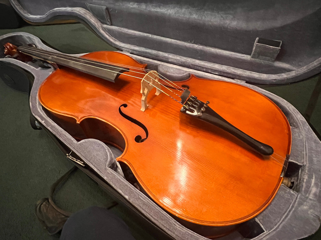 Samuel Eastman 4/4/ Cello Model 100 with case and bow 1999 (used)