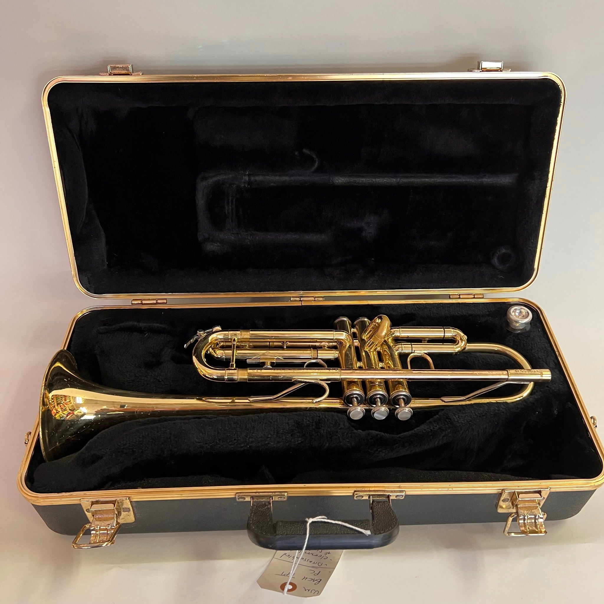 Selmer Bach TR300H2 Trumpet Brass (used)