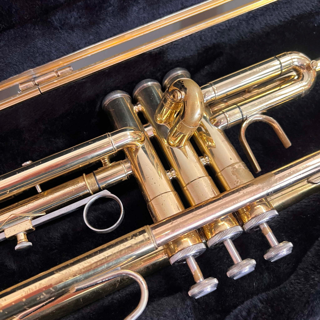 Selmer Bach TR300H2 Trumpet Brass (used)