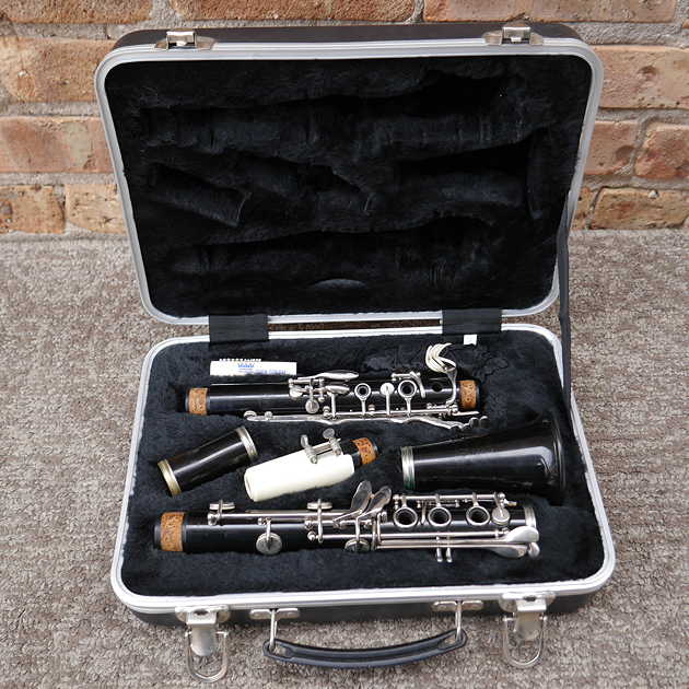 Selmer Bundy Clarinet (used)