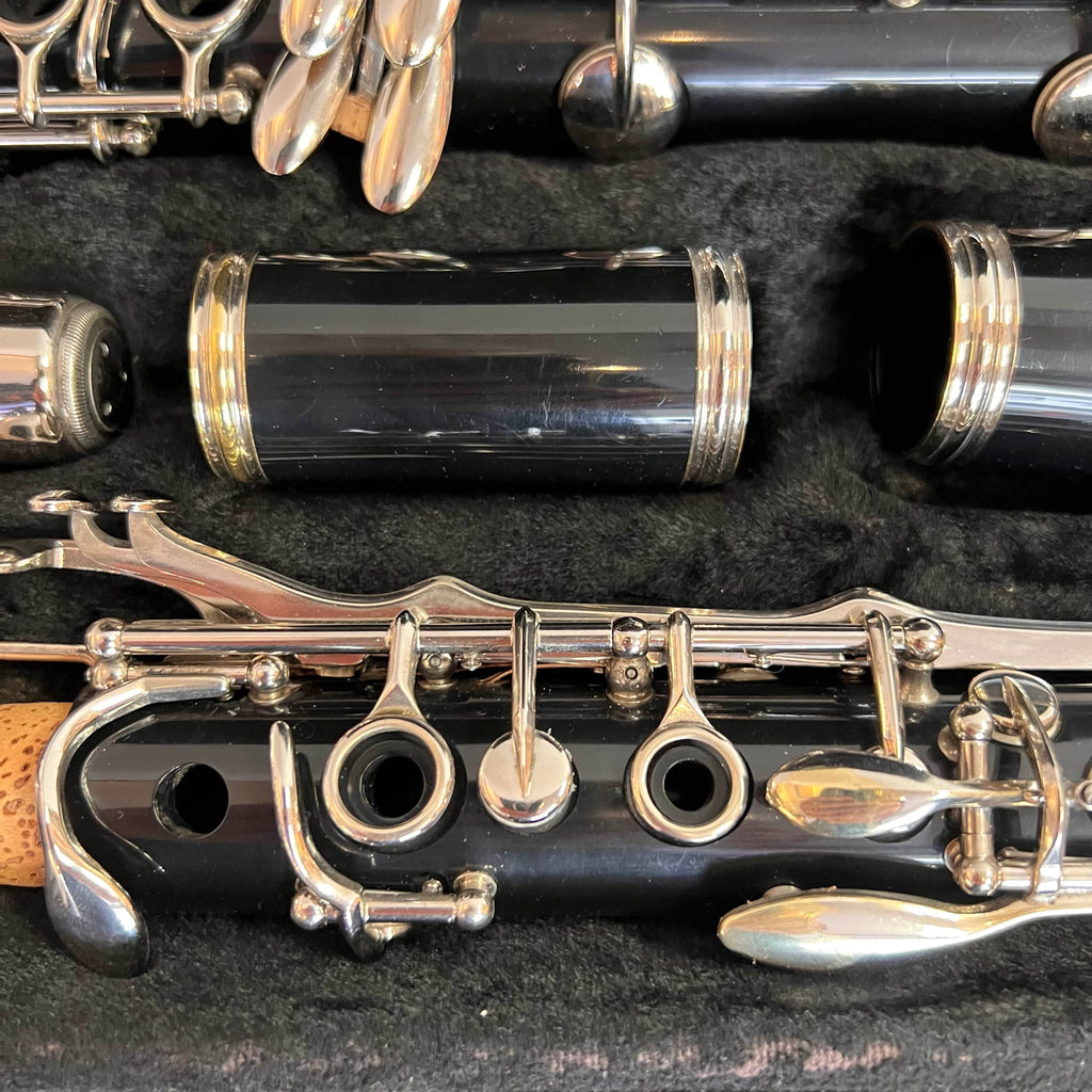 Selmer Bundy Student Clarinet Refurbished Resonite (used)