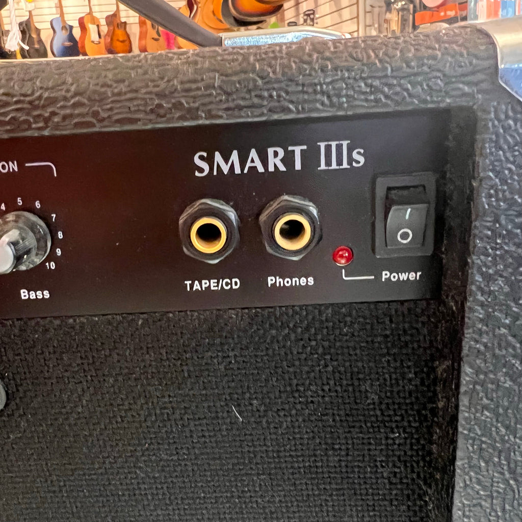 Silvertone SMARTIIIs Guitar Practice Amp (used)