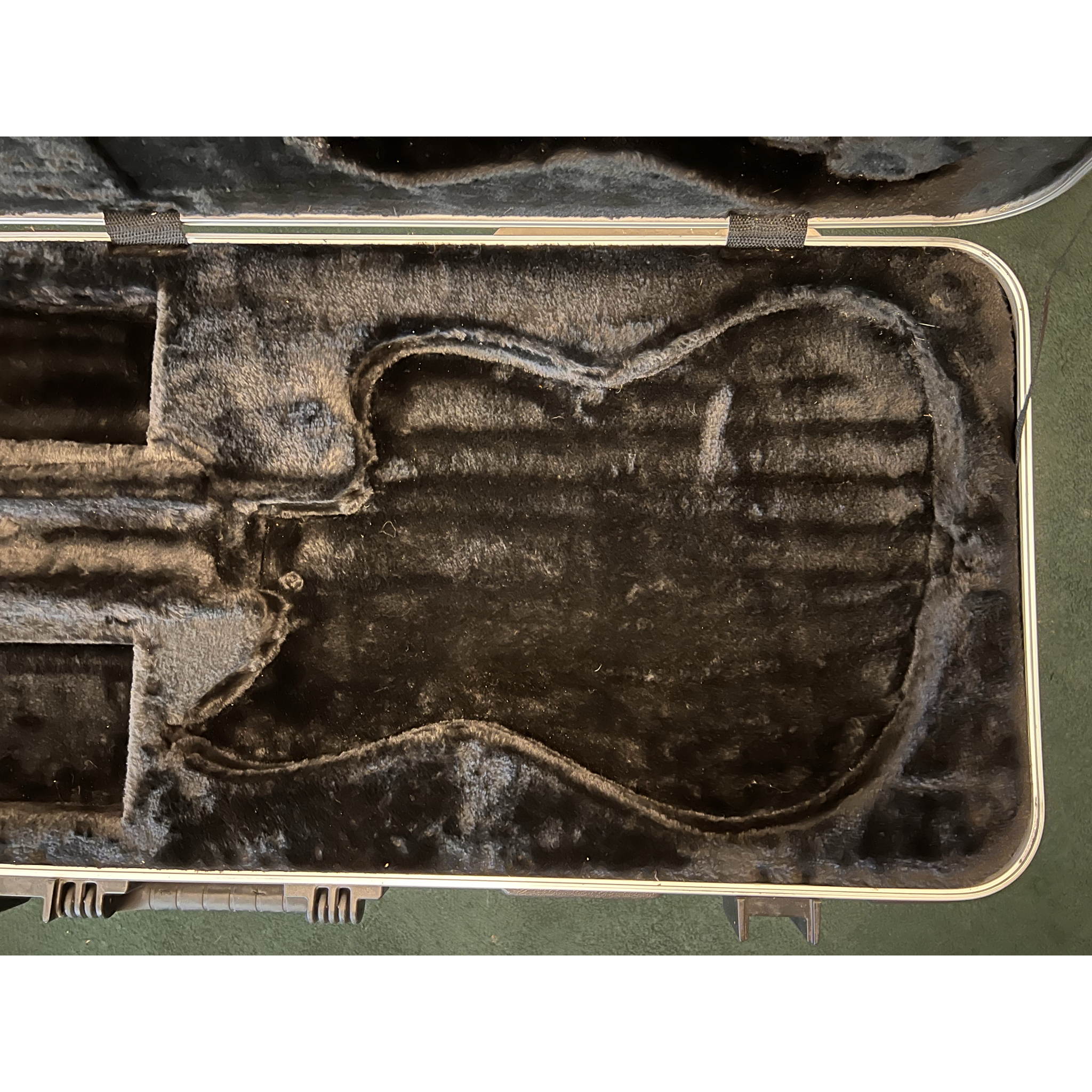 SKB 62 Jaguar Jazzmaster-Shaped Hardshell Guitar Case (used)