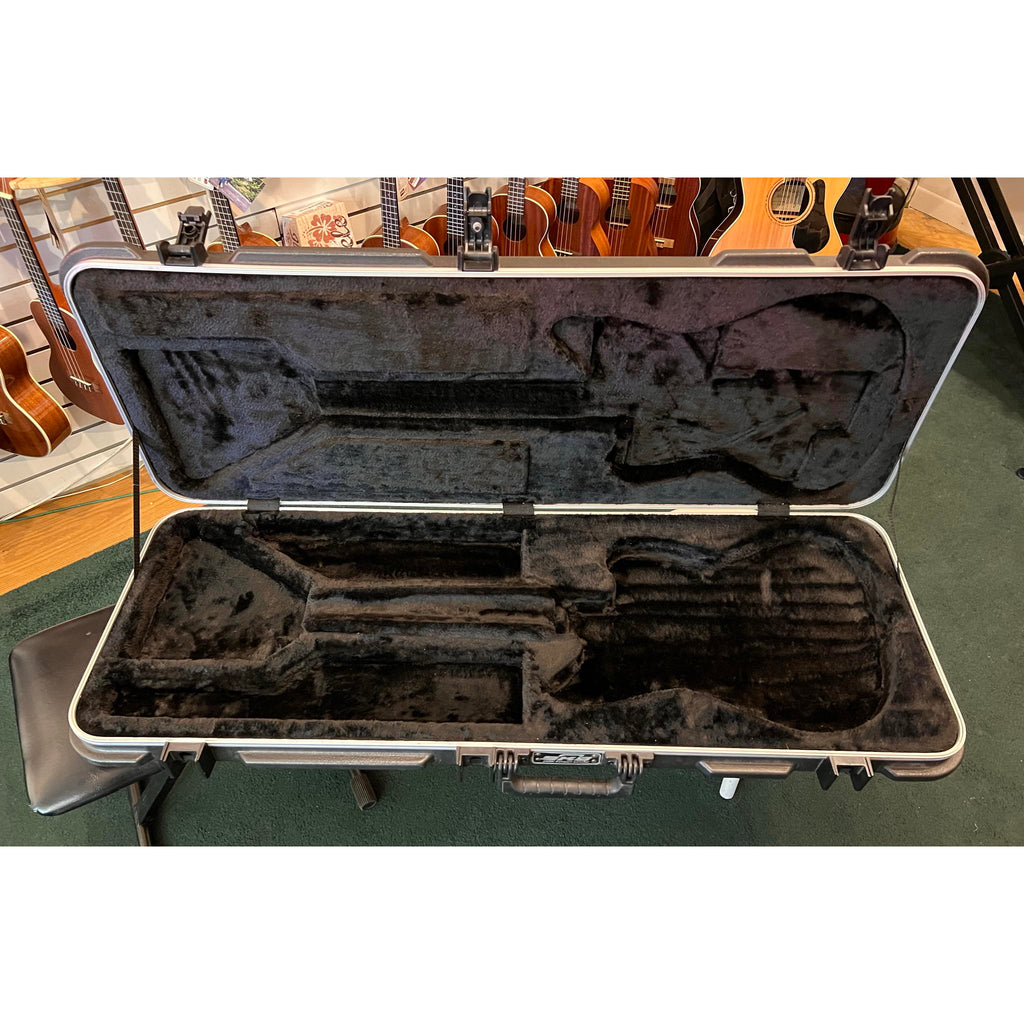 SKB 62 Jaguar Jazzmaster-Shaped Hardshell Guitar Case (used)