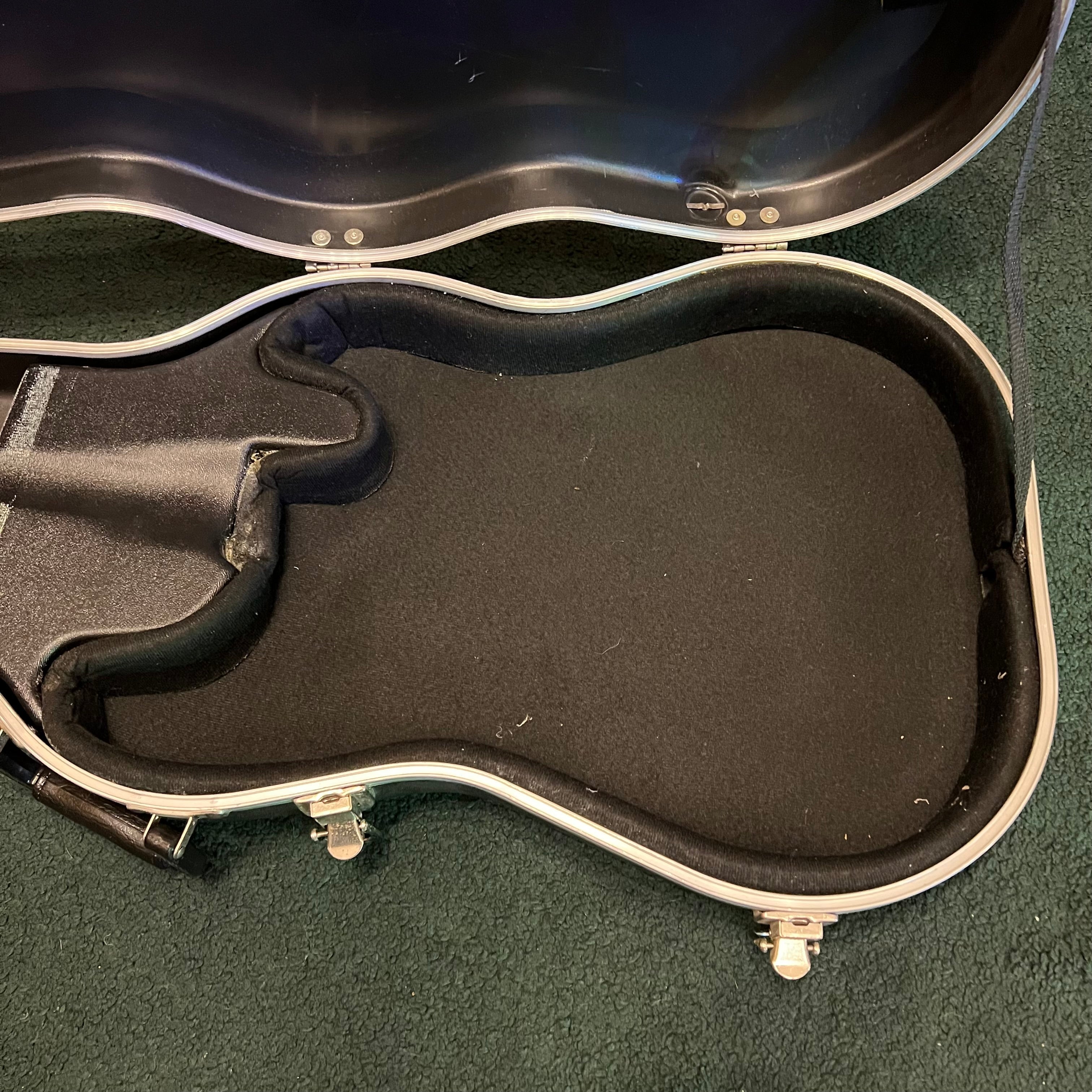 SKB Economy Stratocaster Hard Plastic Case (used)