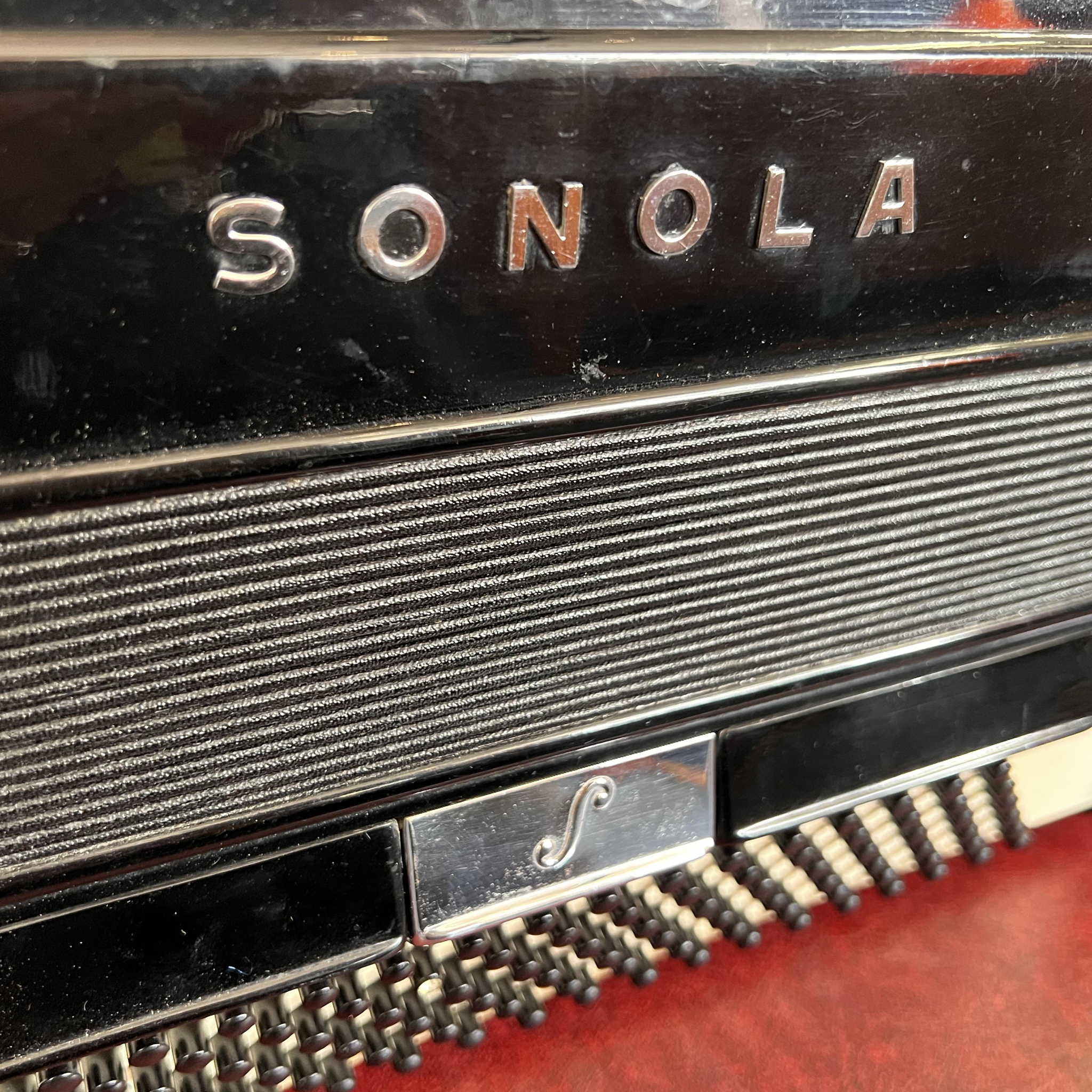 Sonola 120 Bass Piano Accordion AA7 LMMH w/case Italy 1950s Black (used)