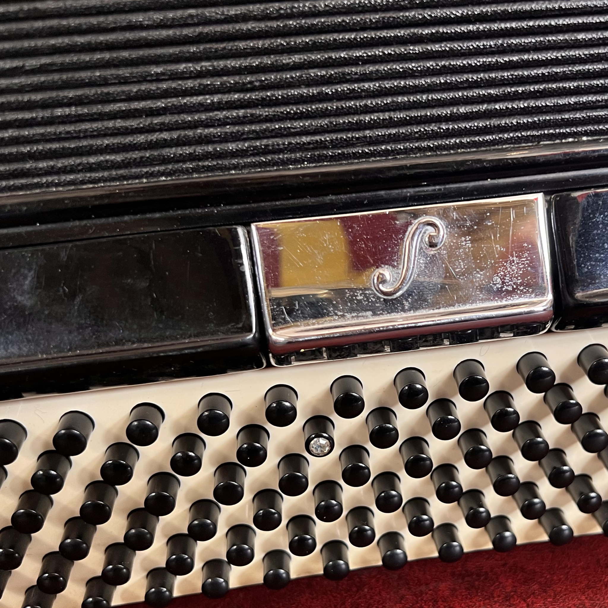 Sonola 120 Bass Piano Accordion AA7 LMMH w/case Italy 1950s Black (used)