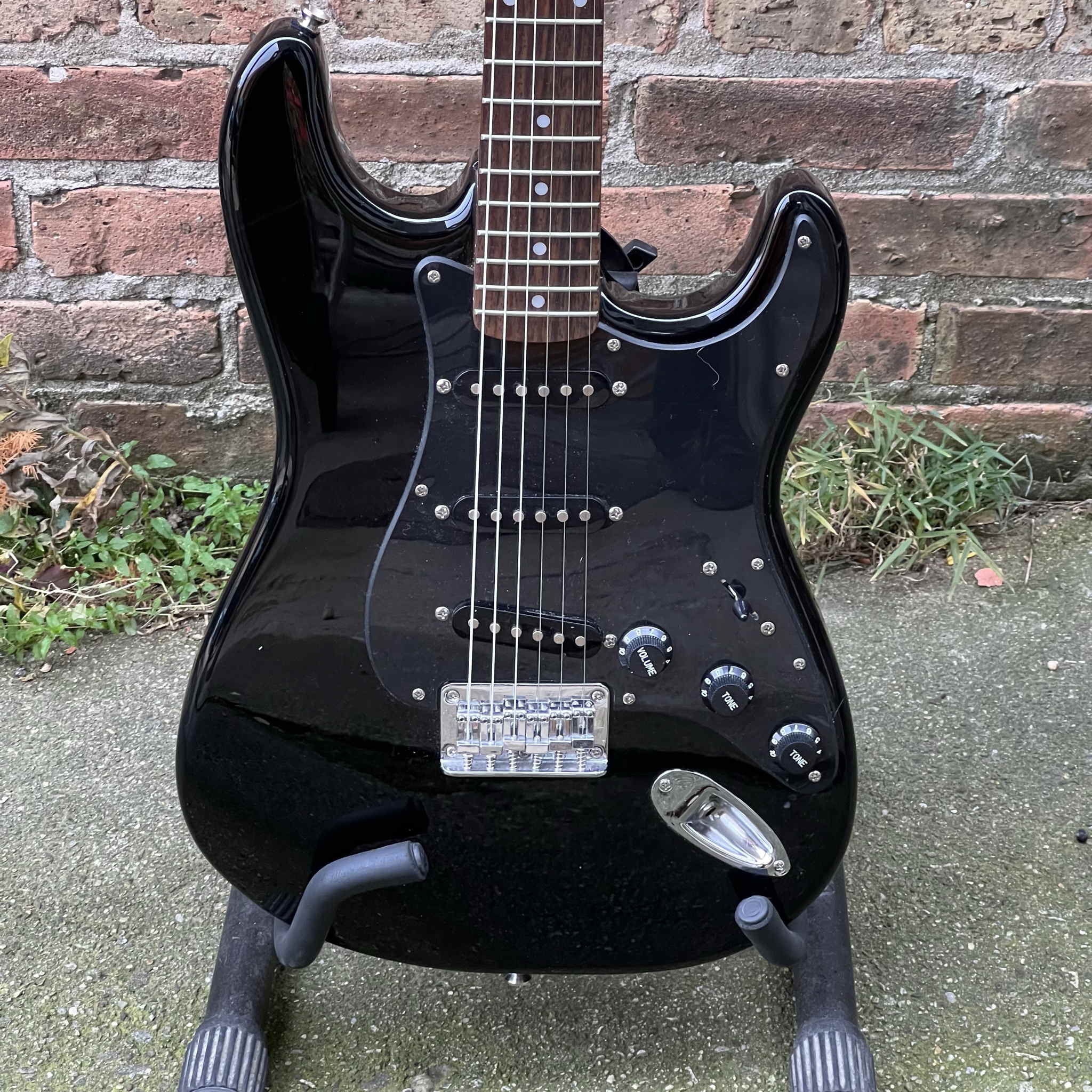Squier by Fender Educational Series Strat Black