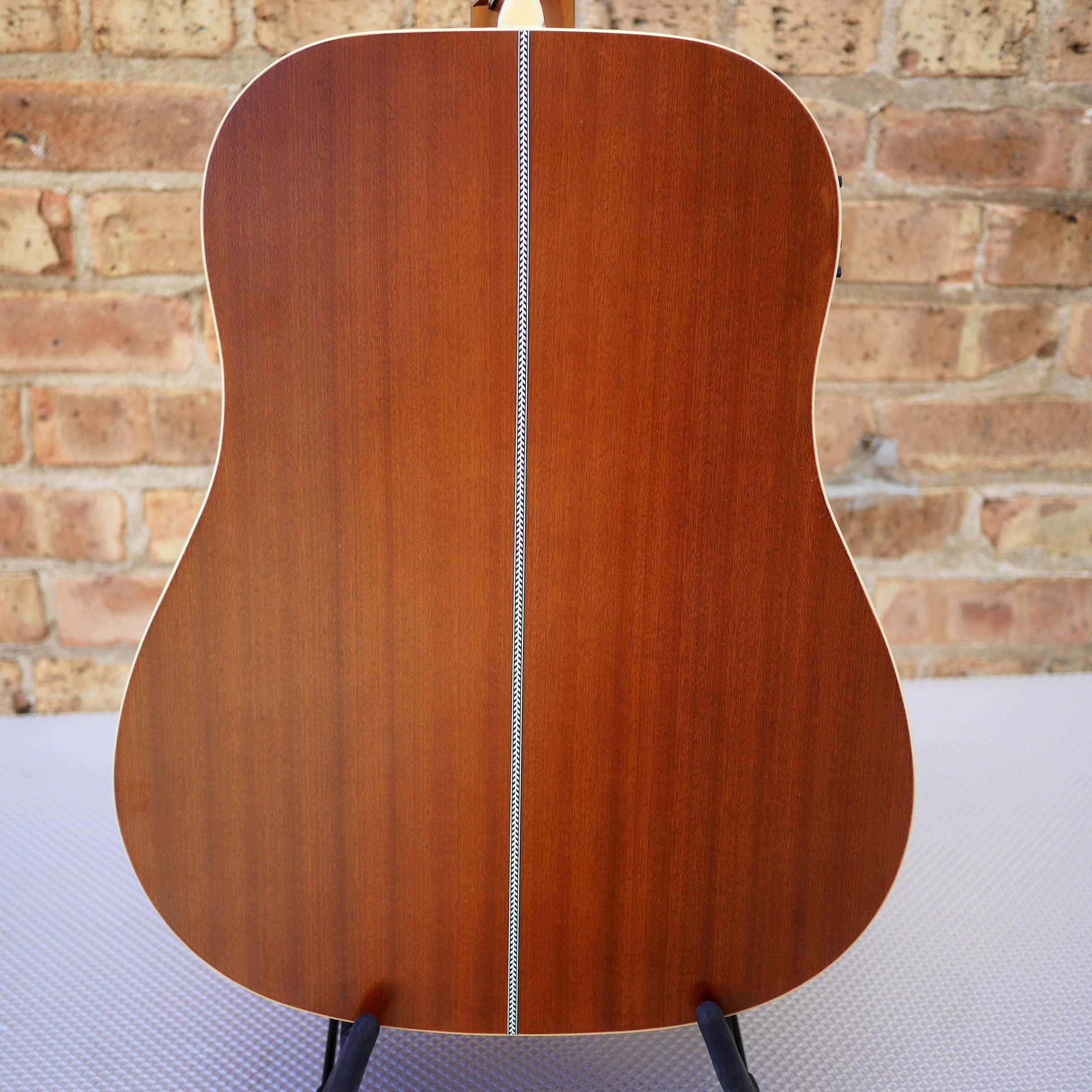 Tagima Dreadnought Acoustic Electric Guitar Sunburst