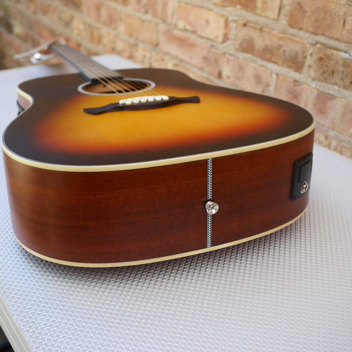 Tagima Dreadnought Acoustic Electric Guitar Sunburst