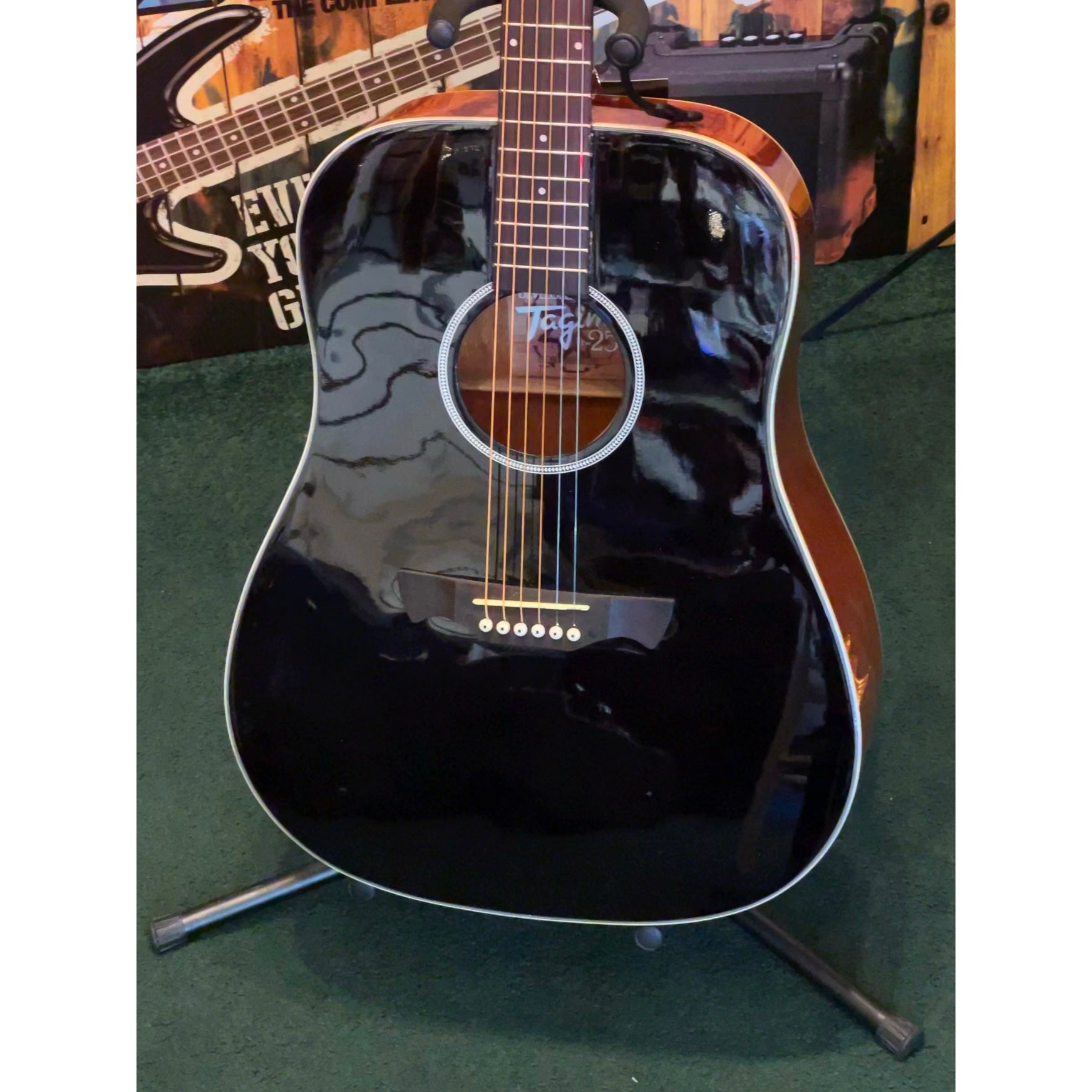 Tagima Dreadnought Acoustic-Electric Guitar Black (b-stock)
