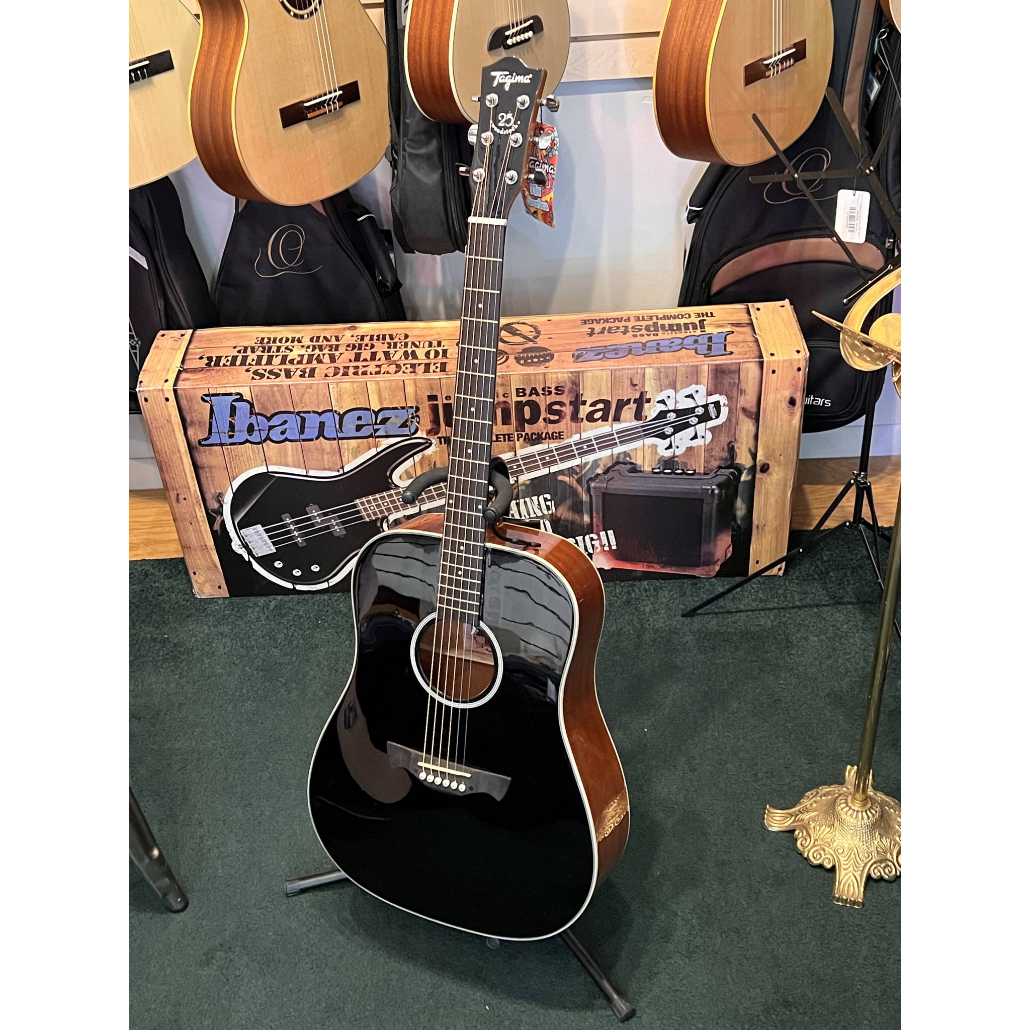 Tagima Dreadnought Acoustic-Electric Guitar Black (b-stock)