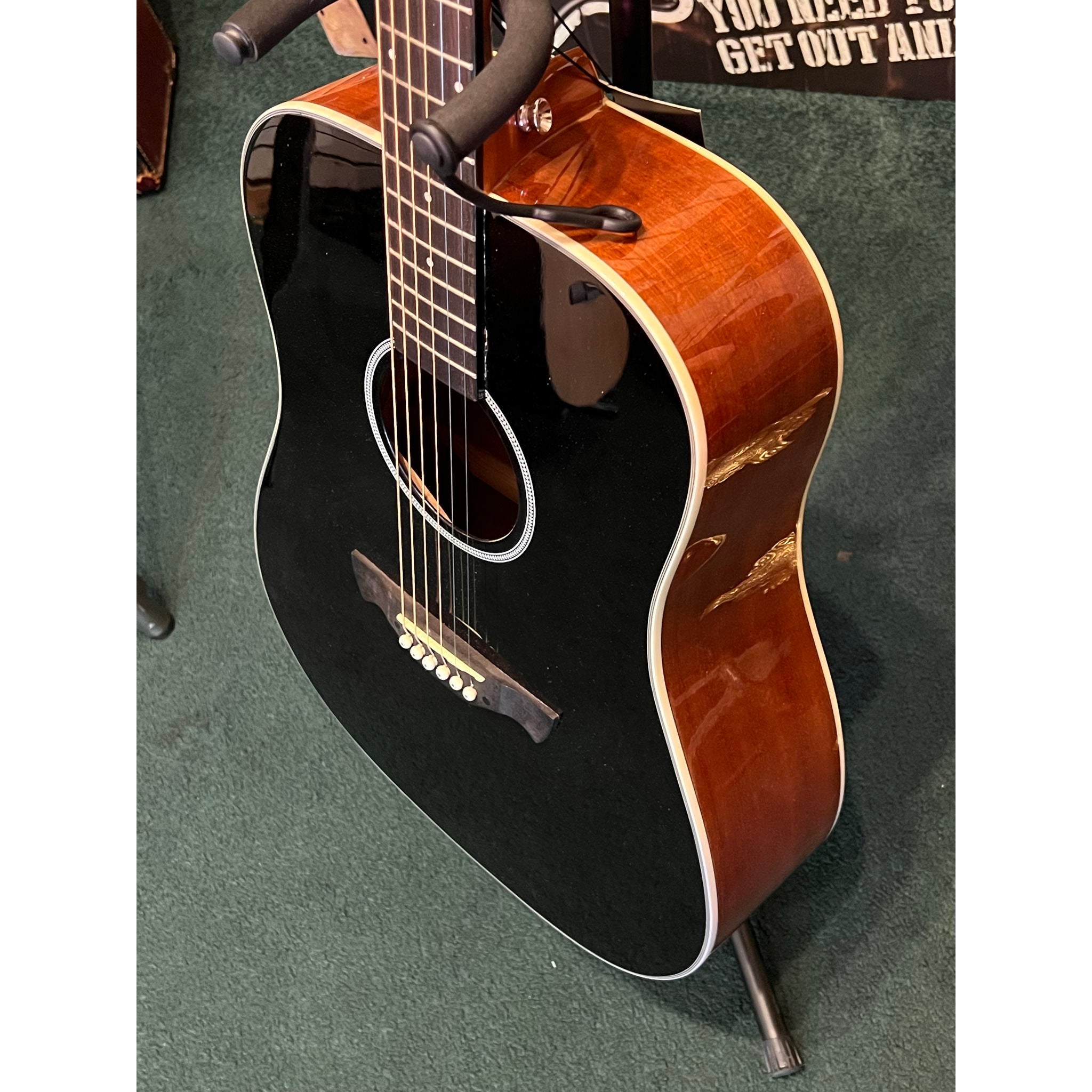 Tagima Dreadnought Acoustic-Electric Guitar Black (b-stock)
