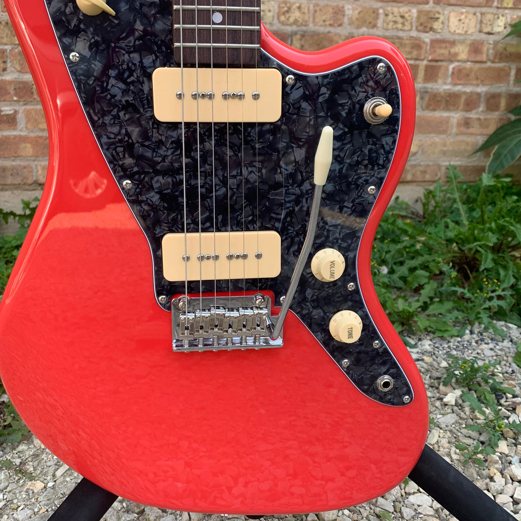 Tagima Electric Guitar TW61 Limited Edition with Hardshell Case Red