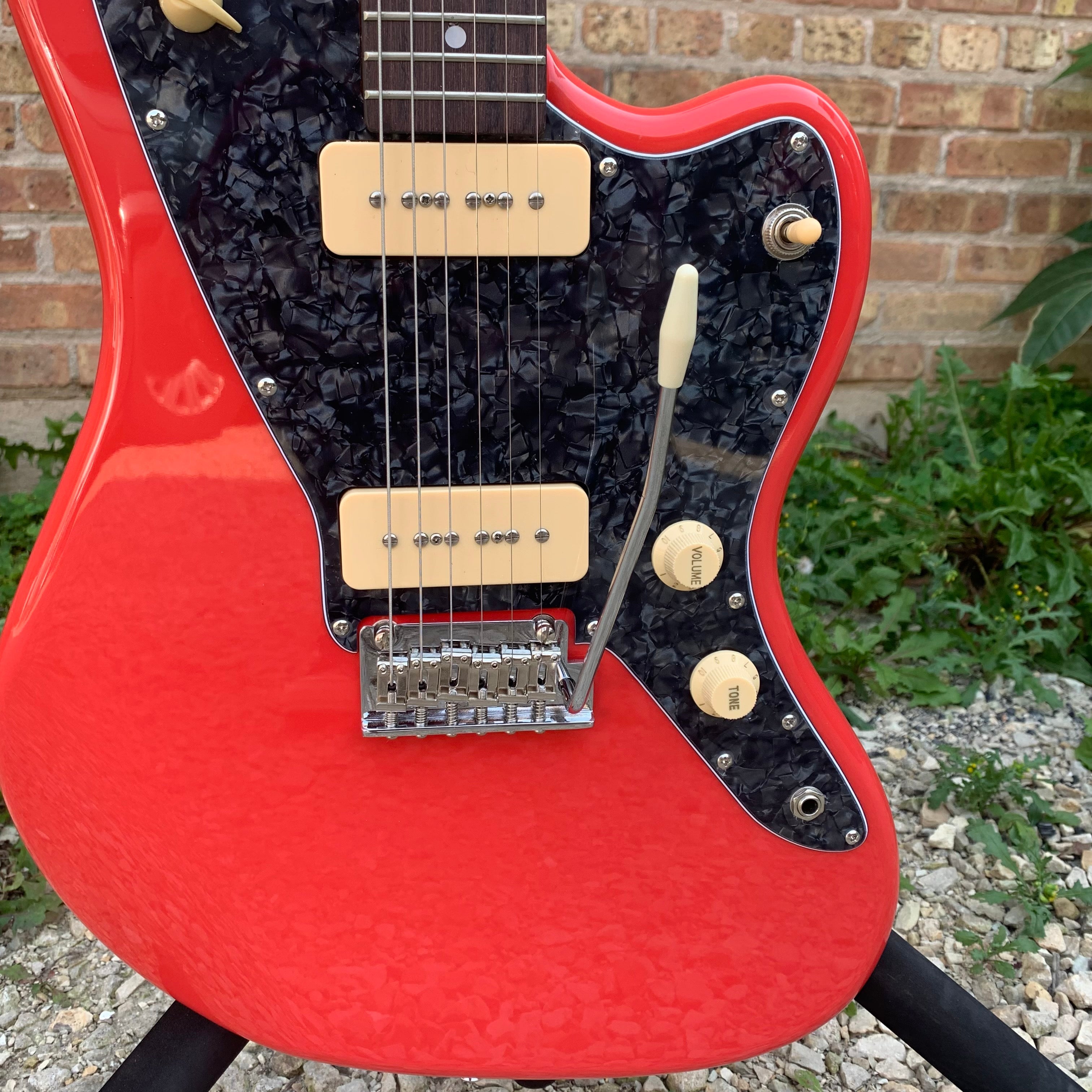 Tagima Electric Guitar TW61 Limited Edition with Hardshell Case Red
