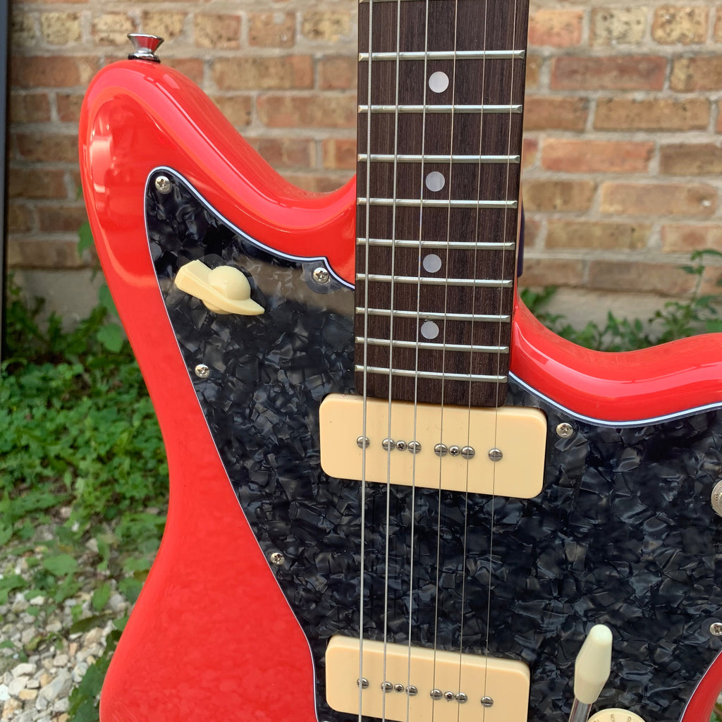 Tagima Electric Guitar TW61 Limited Edition with Hardshell Case Red