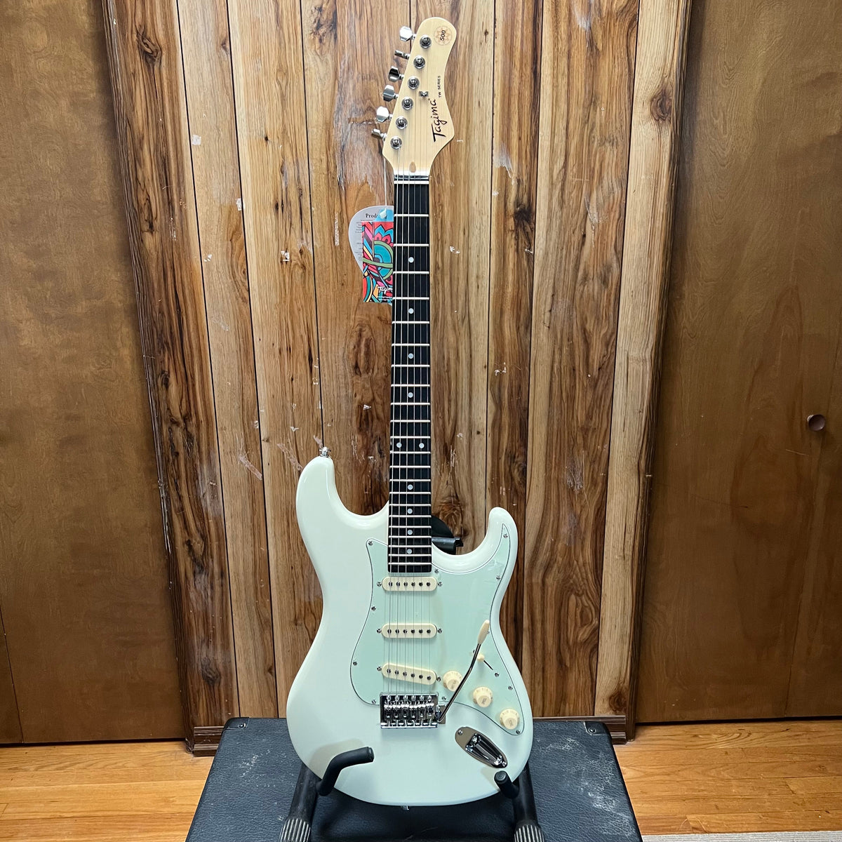 Tagima TG-500 Electric Guitar Olympic White