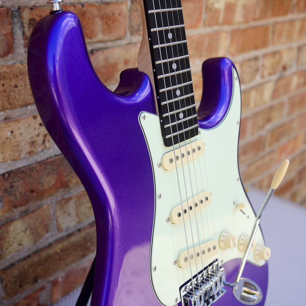 Tagima TG500 Electric Guitar Purple