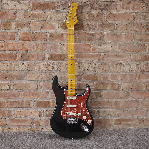 Tagima TG530 Electric Guitar Black