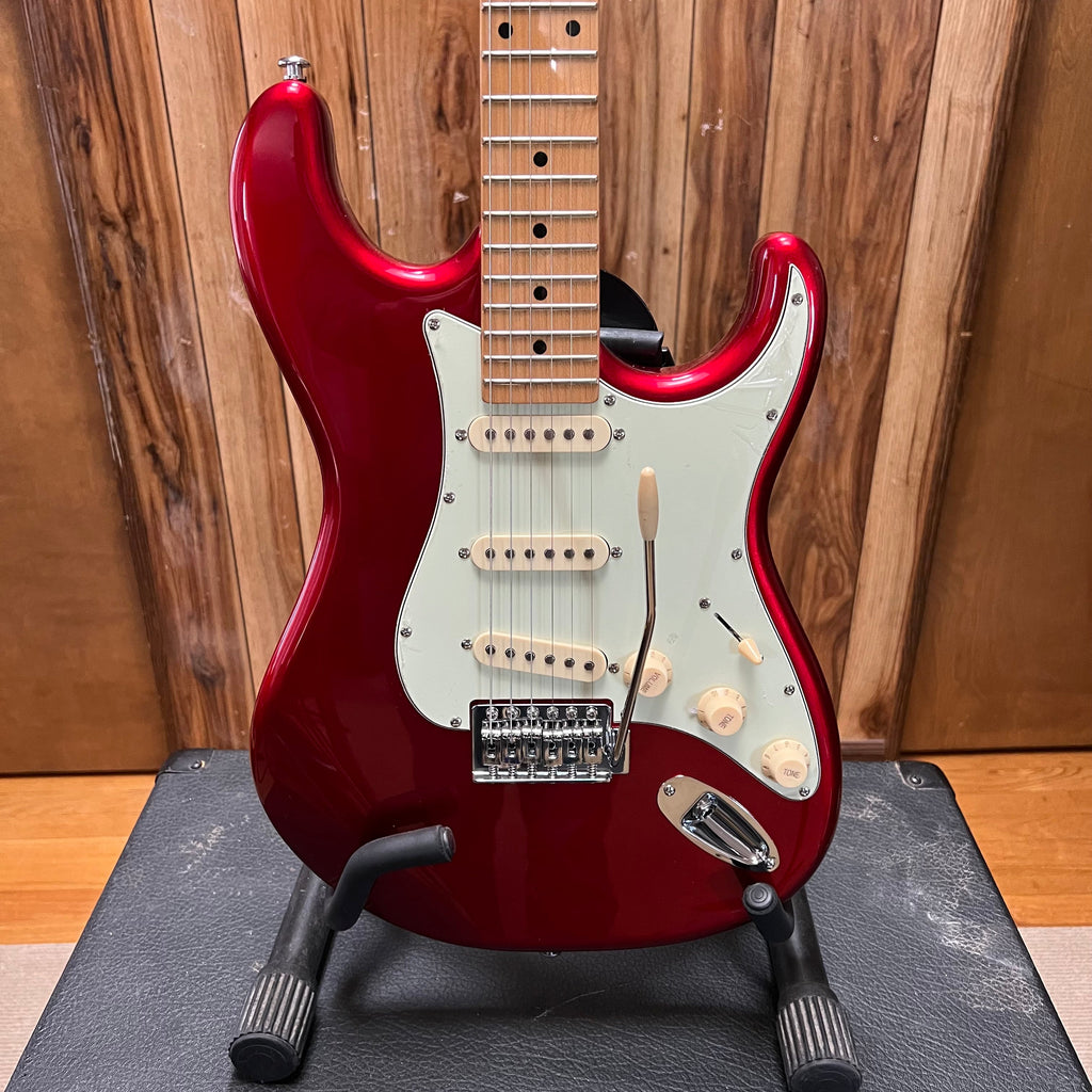 Tagima TG-530 Solid Body Electric Guitar Metallic Red