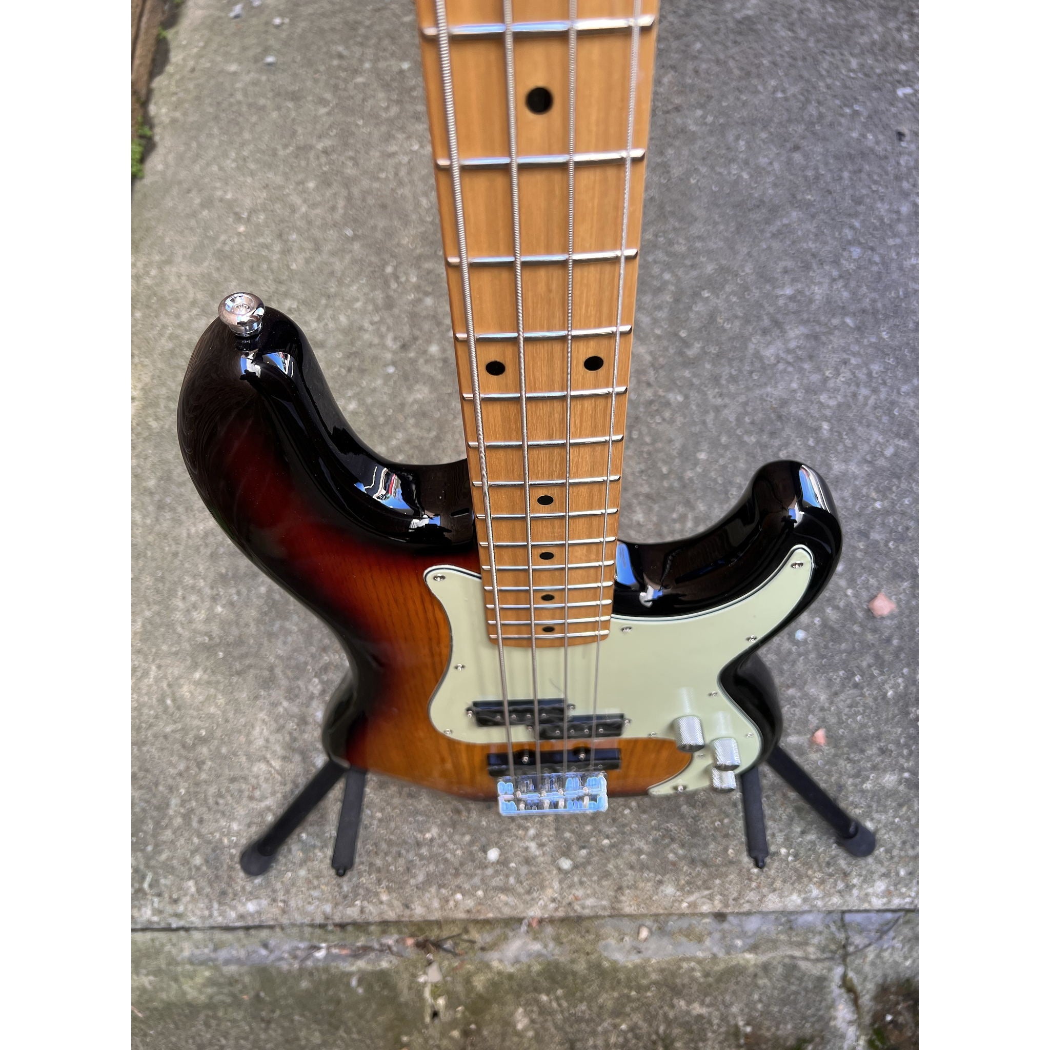 Tagima TW 65 SB-LF/MG PJ-Bass Sunburst Excellent