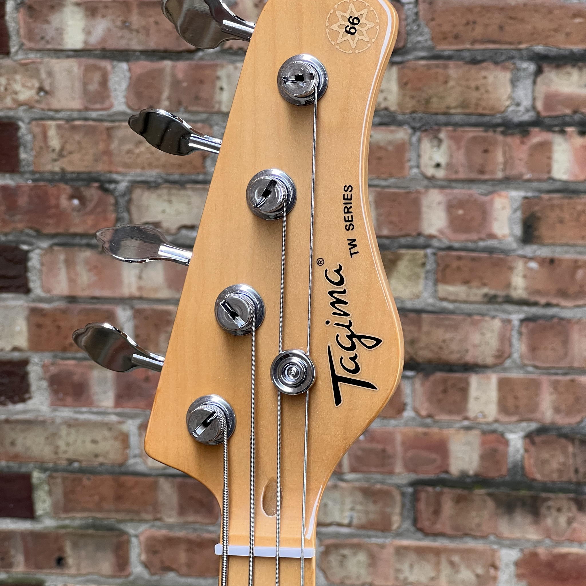 Tagima TW 66 BS T-bass Butterscotch Excellent