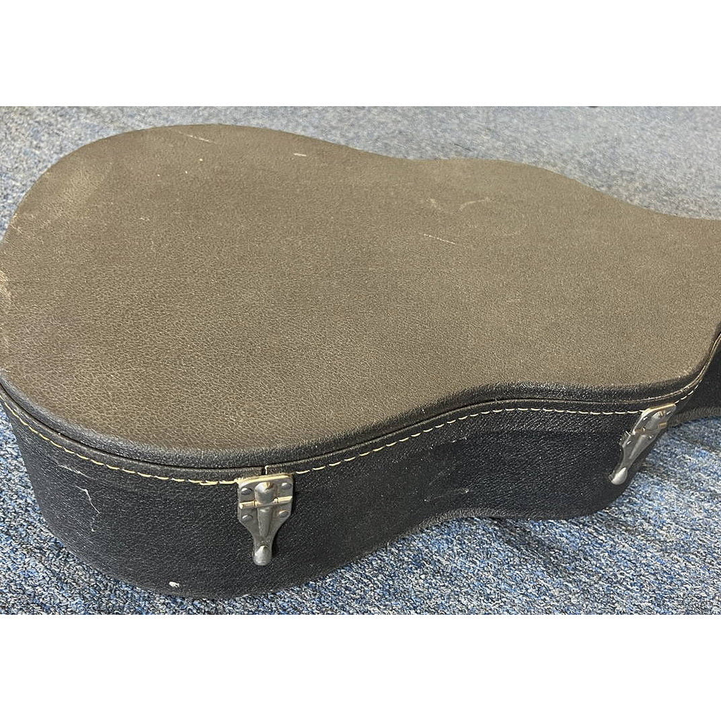 Takamine Hard Shell Wood Case for Dreadnought Acoustic Guitar (used)