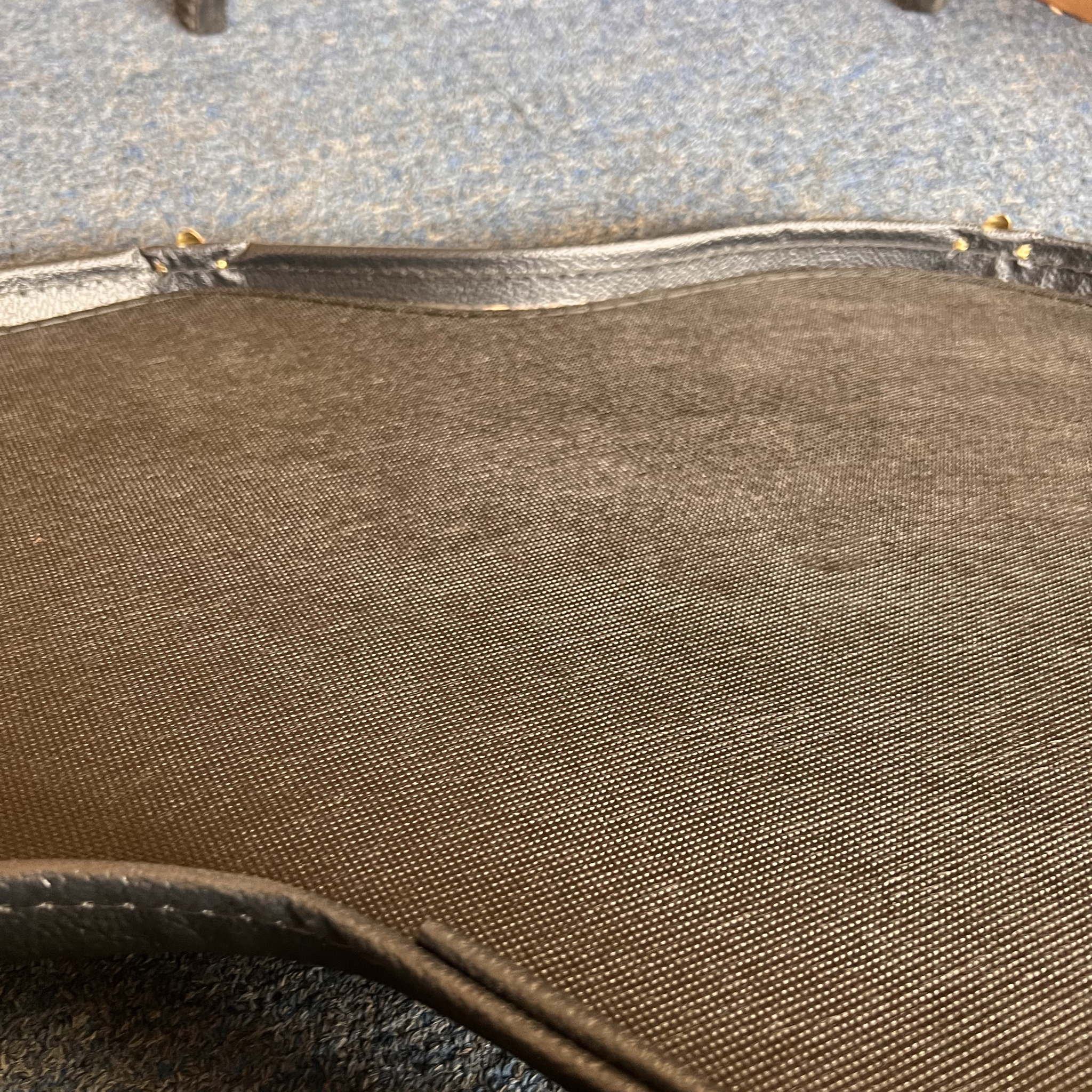 TKL Chipboard Case for Acoustic Guitar (used)
