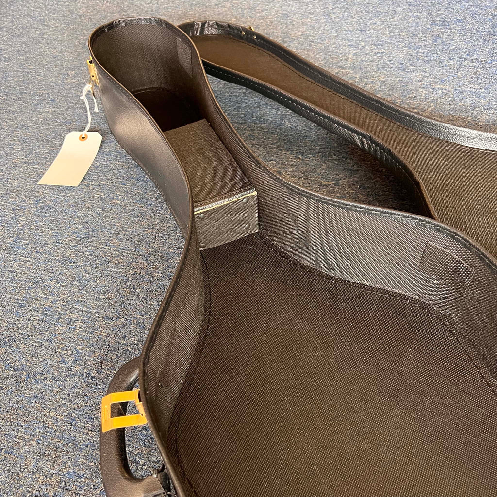 TKL Chipboard Case for Acoustic Guitar (used)