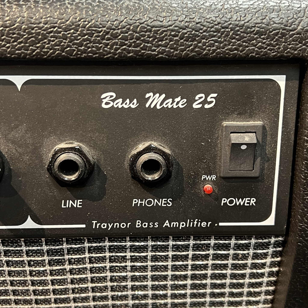 Traynor TBM25 Bass Mate 25 25-Watt 1x10" Bass Combo (used)