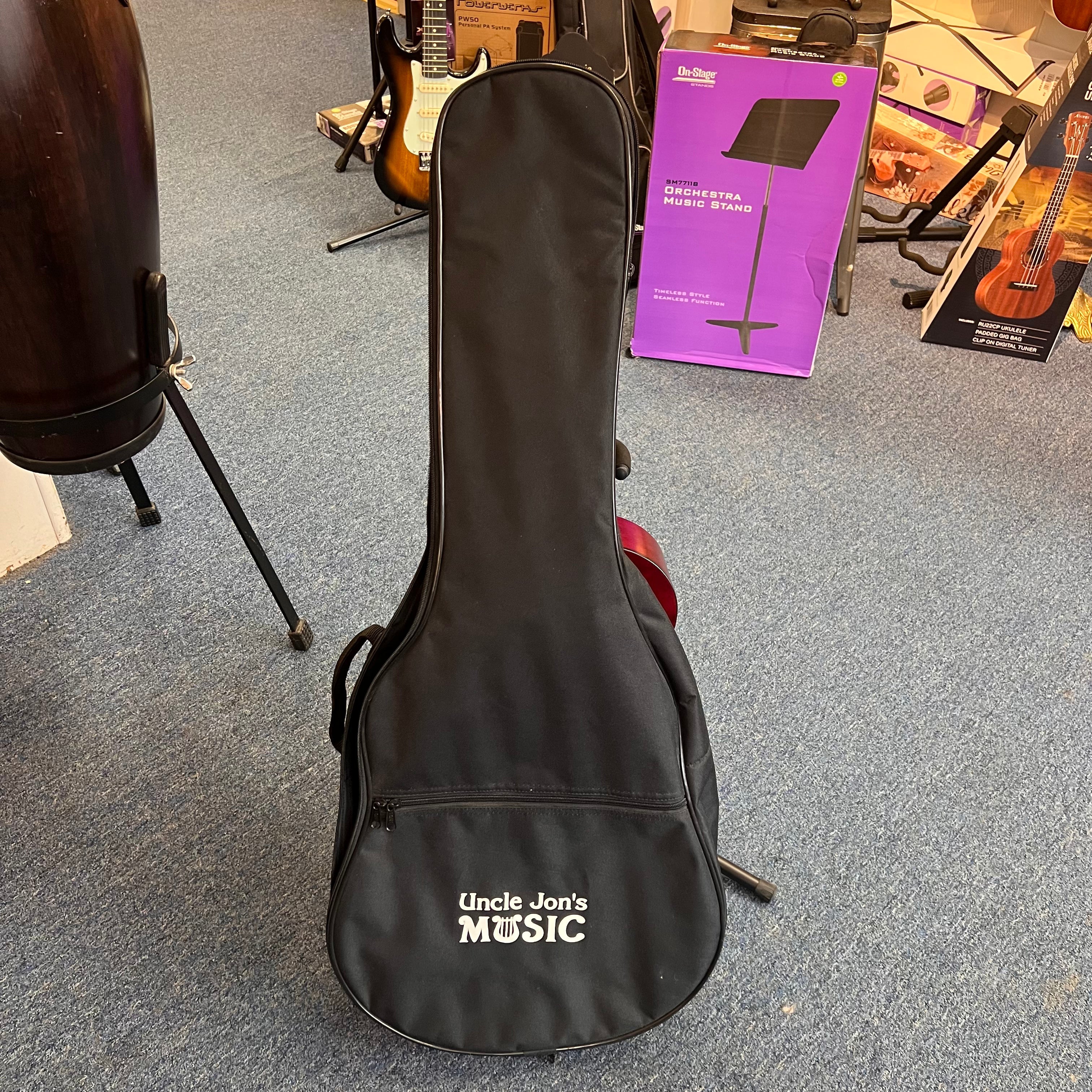 Valencia 3/4 Sz. Classical Guitar Wine Red (used)