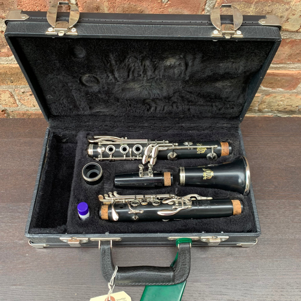 Vito 7214 Student Clarinet (used)