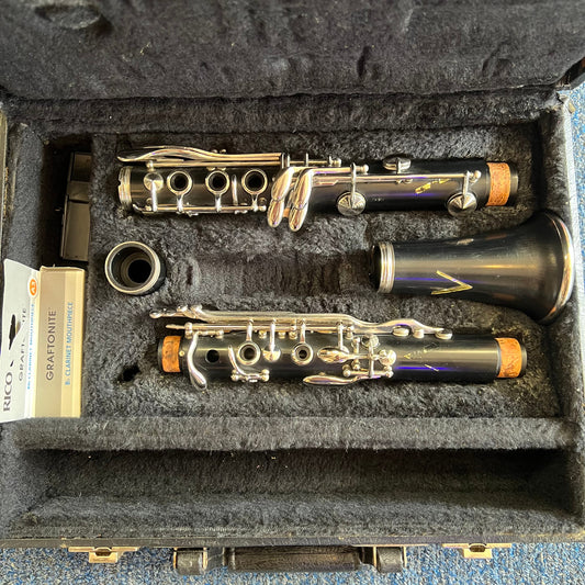 Vito V40 Student Resonite Clarinet (used)