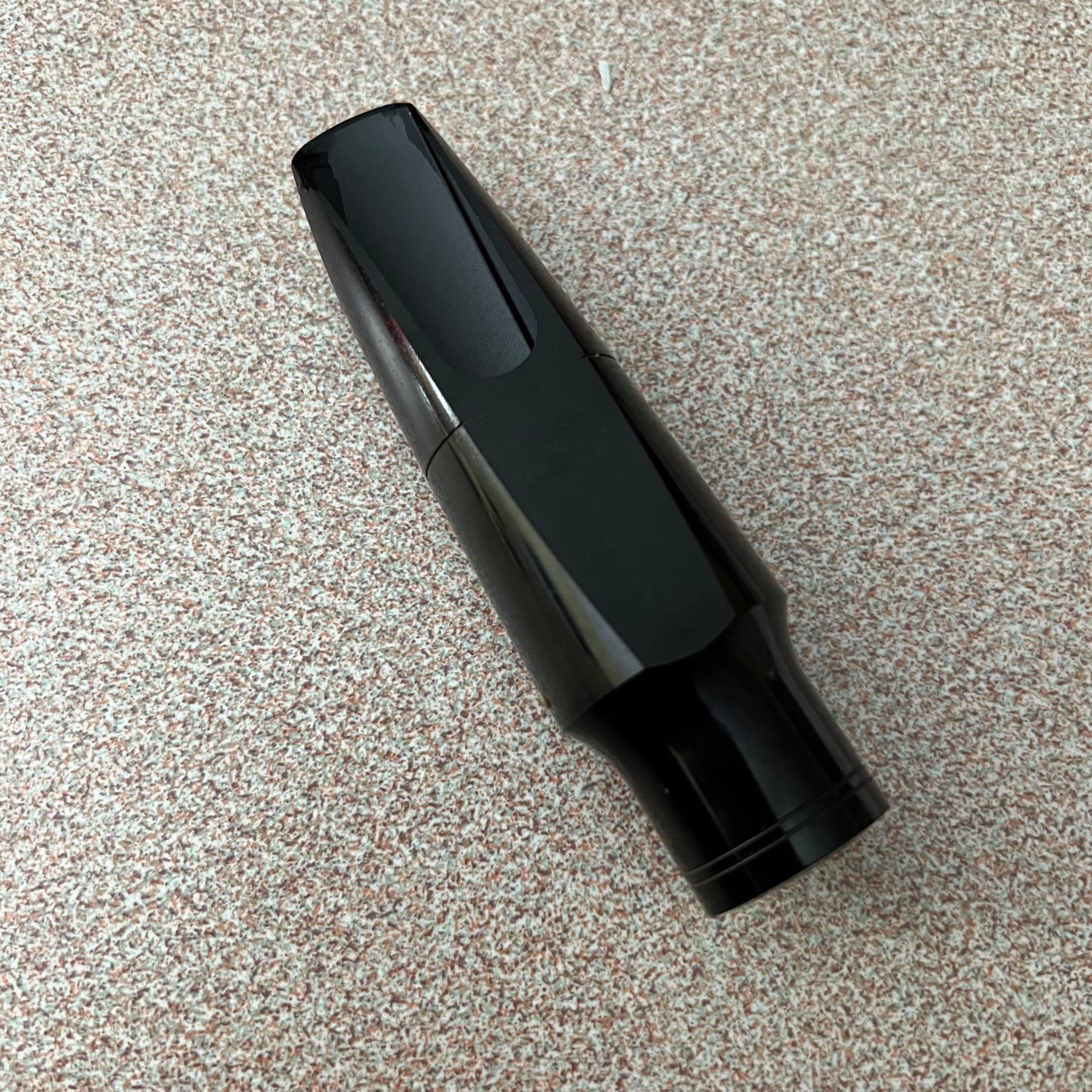 Yamaha 5C Tenor Saxophone Mouthpiece w/lig and cap (used)
