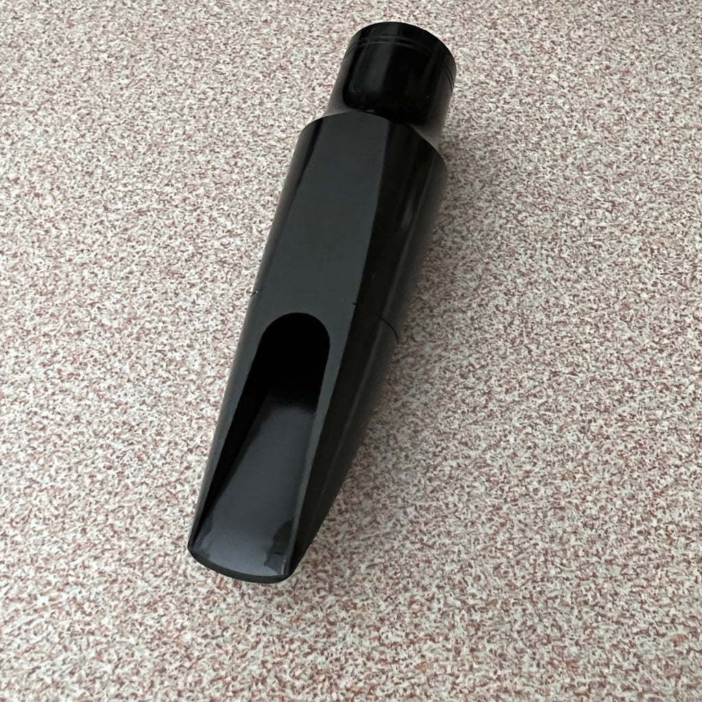 Yamaha 5C Tenor Saxophone Mouthpiece w/lig and cap (used)