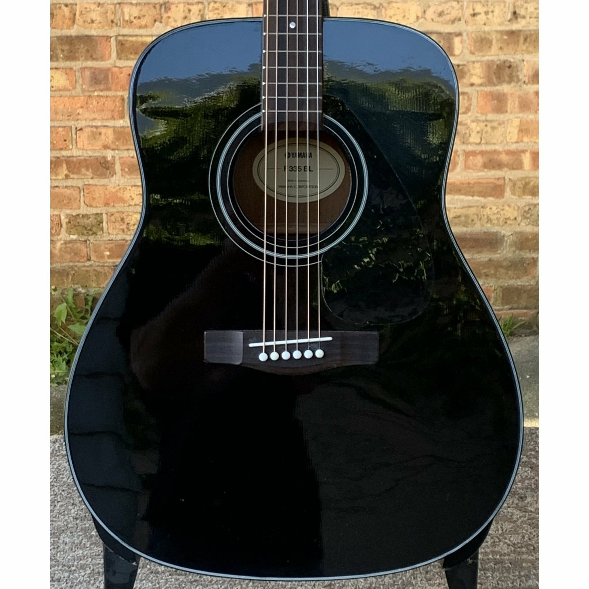 Yamaha F335BL Acoustic Guitar Used Black