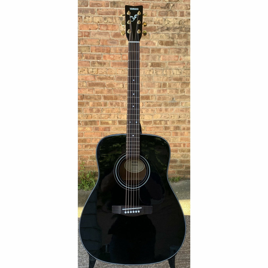 Yamaha F335BL Acoustic Guitar Used Black