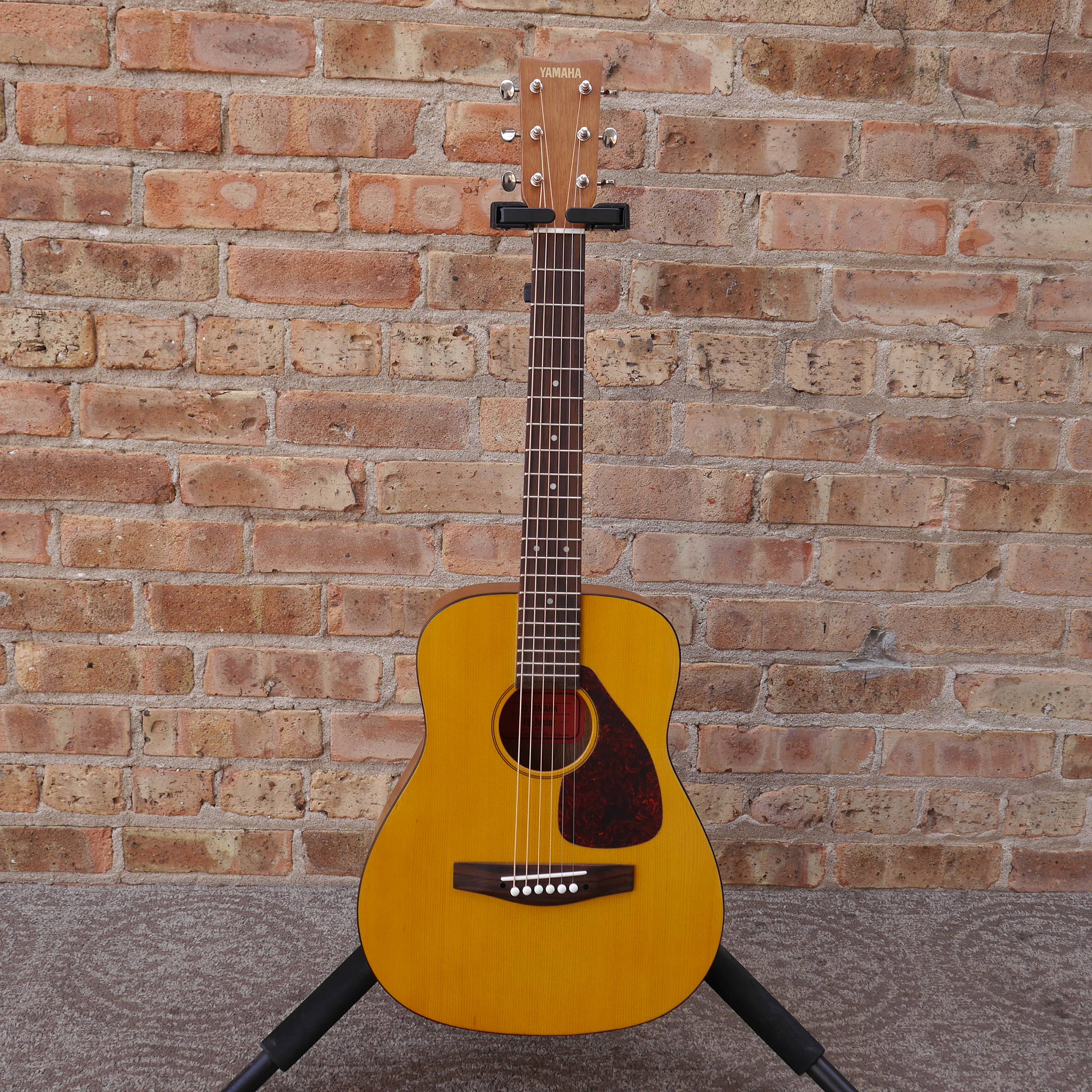 Yamaha FG-Junior JR-1 Student Acoustic Guitar w/Gig Bag