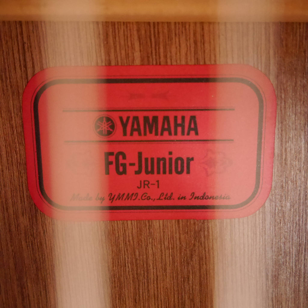 Yamaha FG-Junior JR-1 Student Acoustic Guitar w/Gig Bag