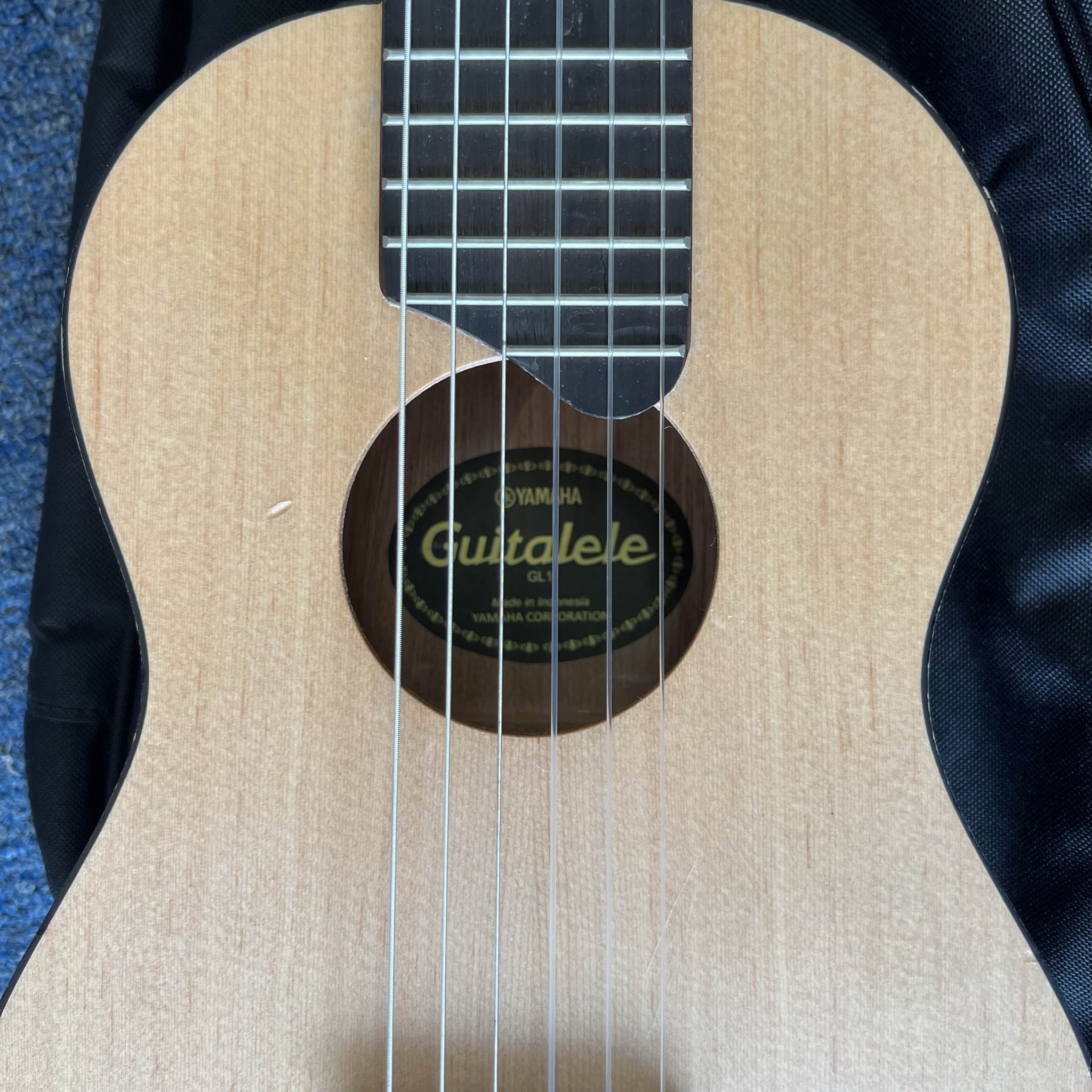 Yamaha GL1 Guitarlele 6-string Ukulele 2000's Natural(used)