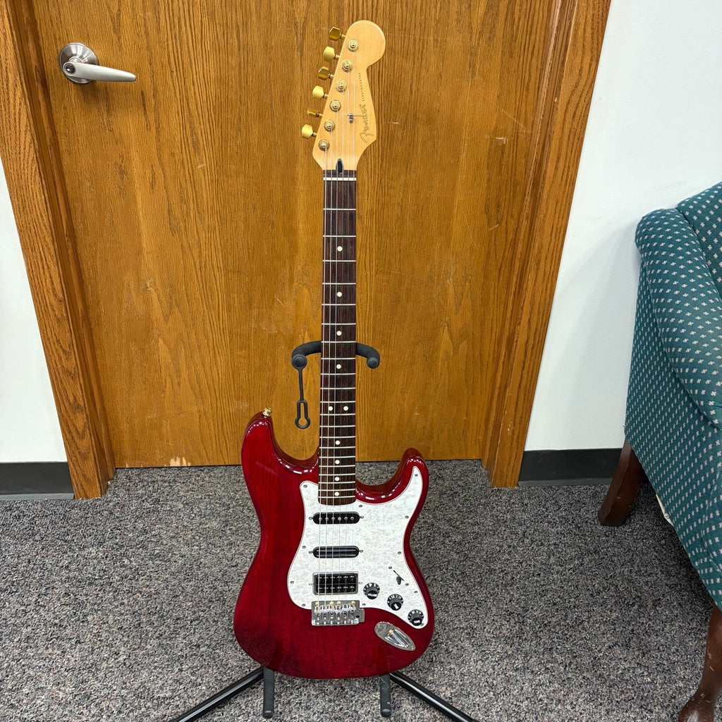 Fender Stratocaster 1995 MIM - Crimson Red Trans - Gold Sperzels & HSS Upgrades