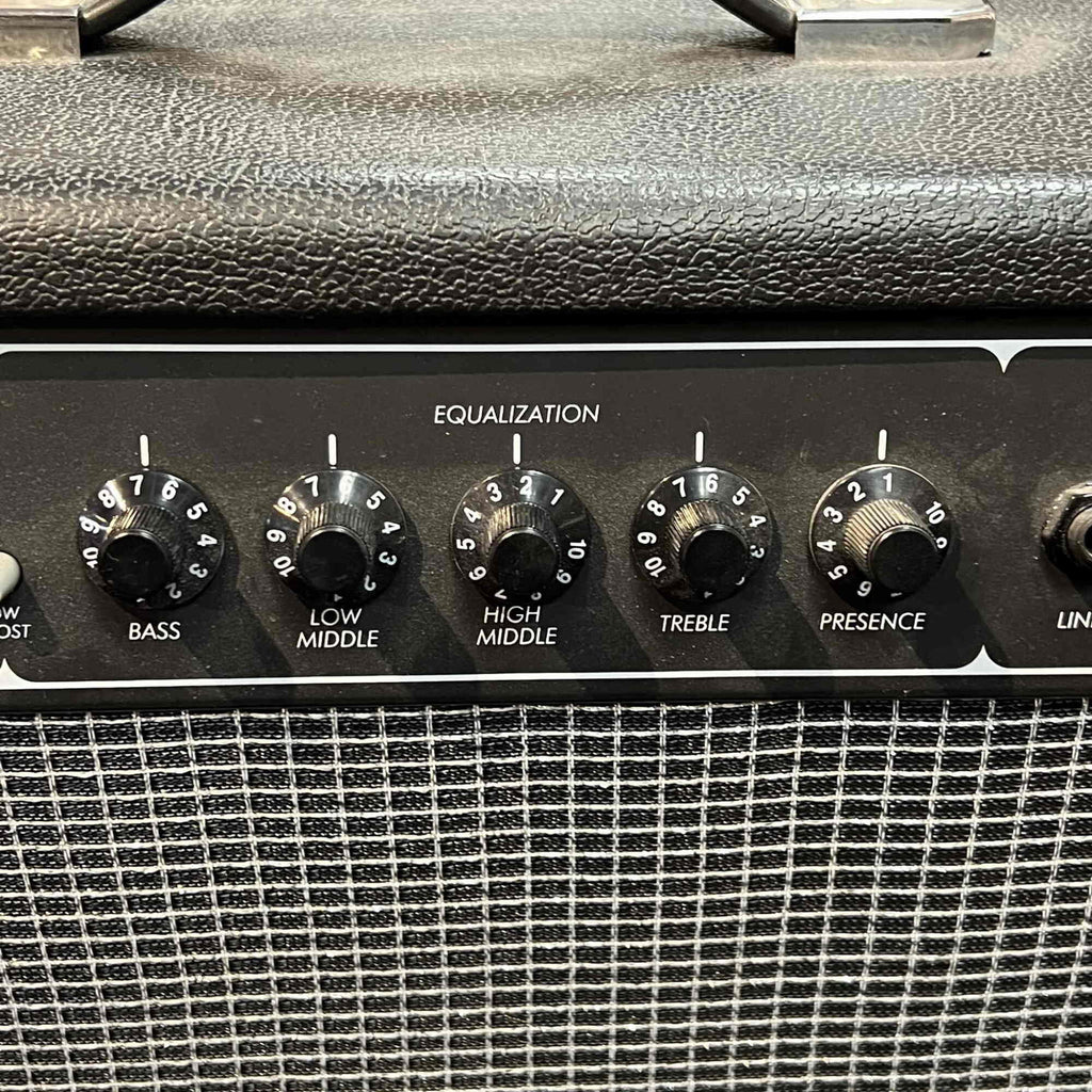 Traynor TBM25 Bass Mate 25 25-Watt 1x10" Bass Combo (used)