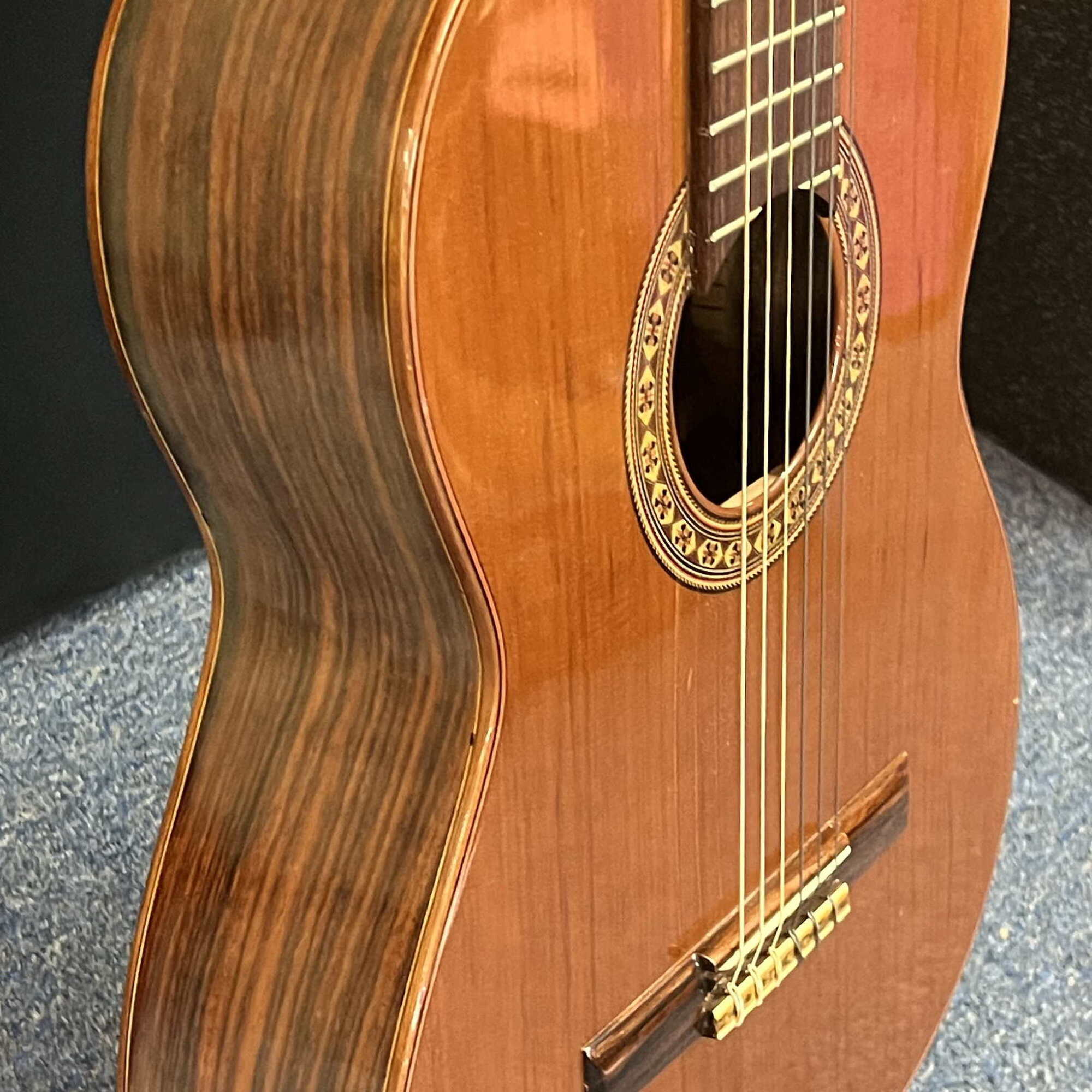 Alvarez Kazuo Yairi 5016 Classical Guitar w/Case 1970s